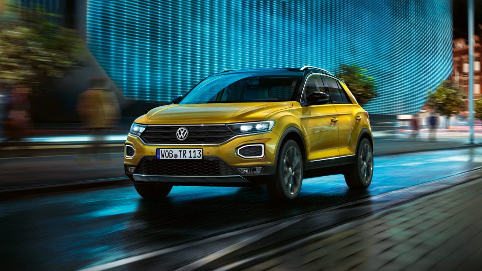 vw t roc driving